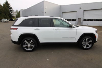 2022 Jeep Grand Cherokee 4xe BASE