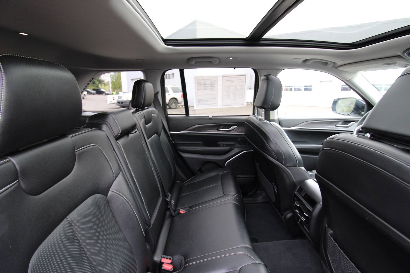 2022 Jeep Grand Cherokee 4xe BASE