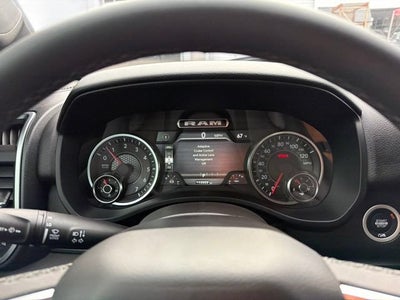 2025 RAM 1500 Big Horn Crew Cab 4x4 5'7" Box
