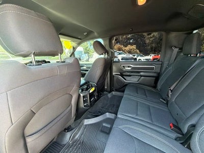 2024 RAM 1500 Big Horn Crew Cab 4x4 5'7" Box