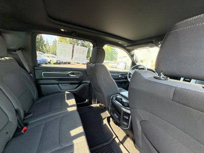 2022 RAM 1500 Big Horn Crew Cab 4x4 5'7" Box