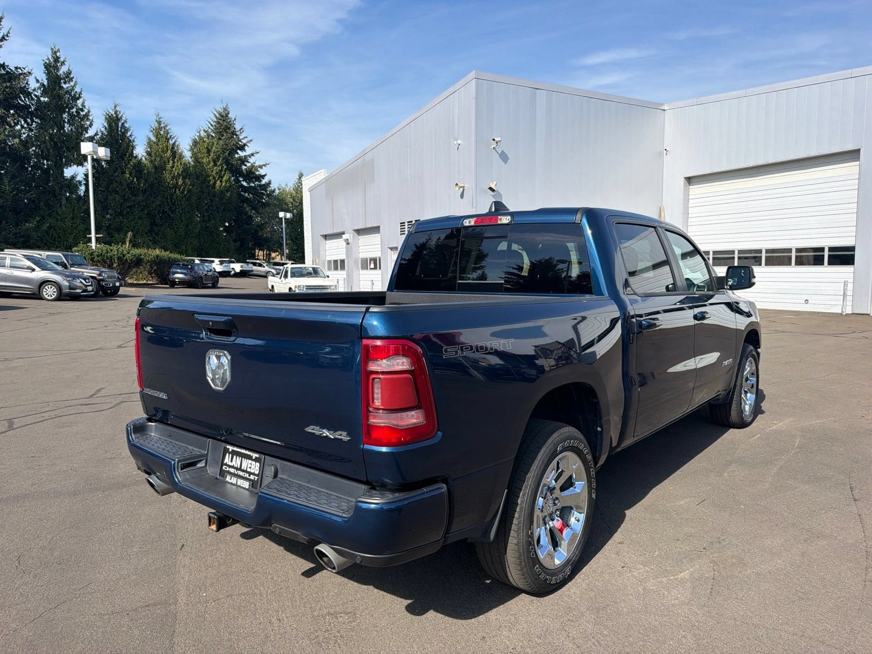 2022 RAM 1500 Big Horn Crew Cab 4x4 5'7" Box