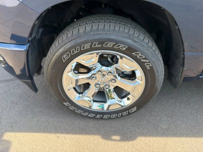 2022 RAM 1500 Big Horn Crew Cab 4x4 5'7" Box