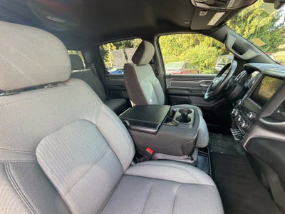 2022 RAM 1500 Big Horn Crew Cab 4x4 6'4" Box