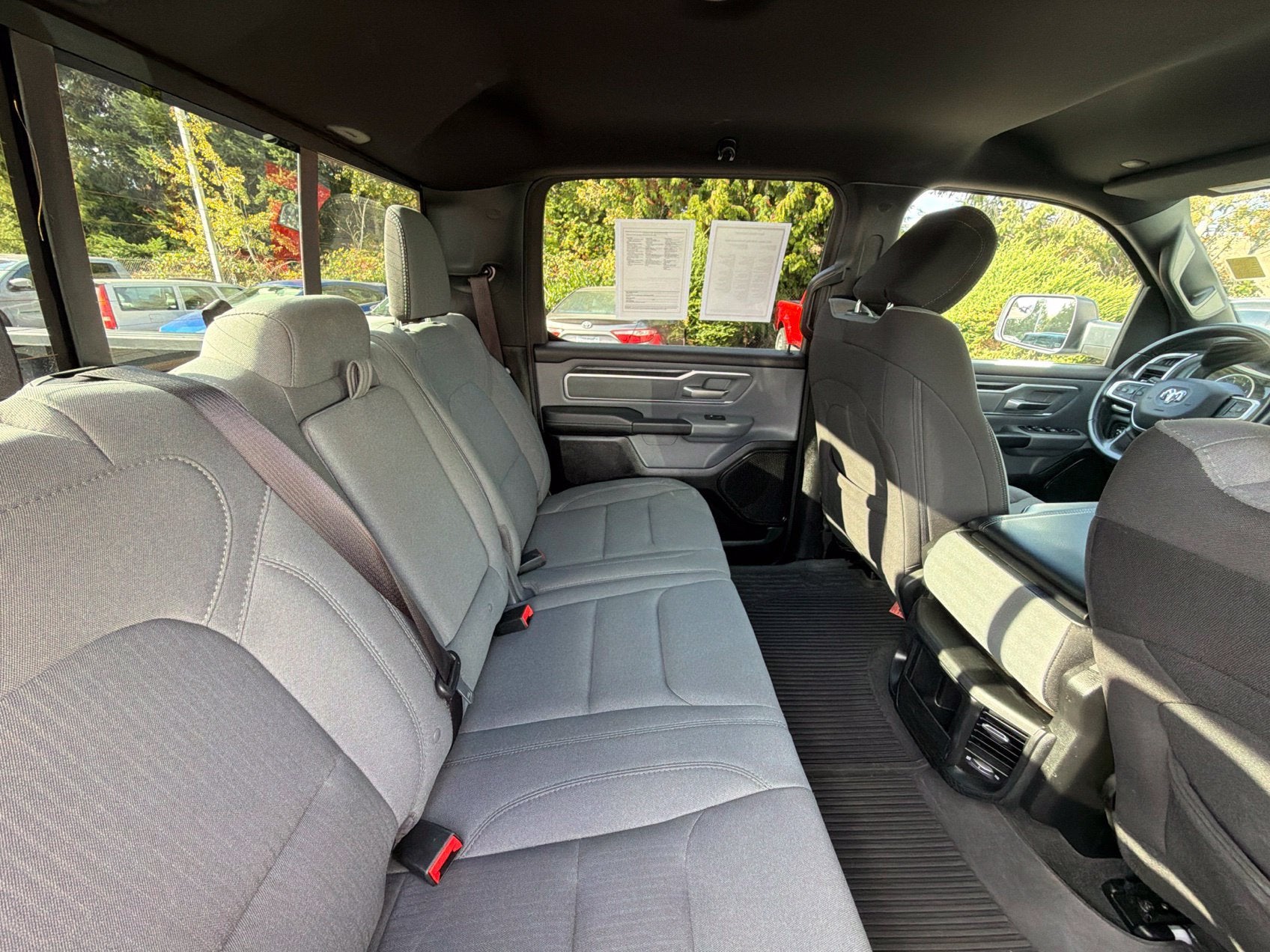 2022 RAM 1500 Big Horn Crew Cab 4x4 6'4" Box