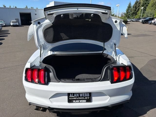 2022 Ford Mustang GT Premium Fastback