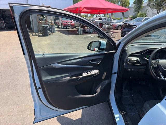 2023 Chevrolet Bolt EUV LT