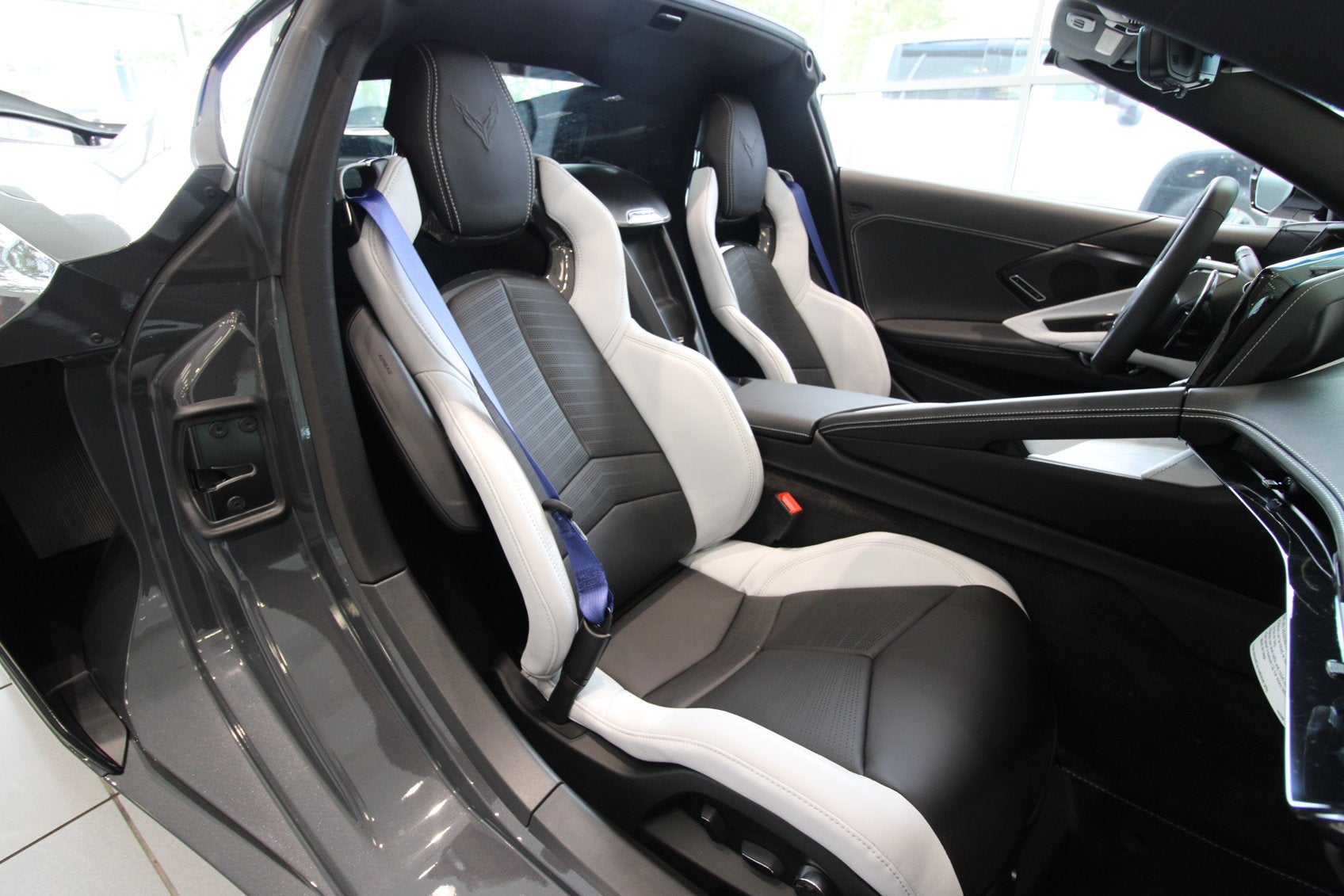 2027 Chevrolet Corvette Grand Sport 2LT