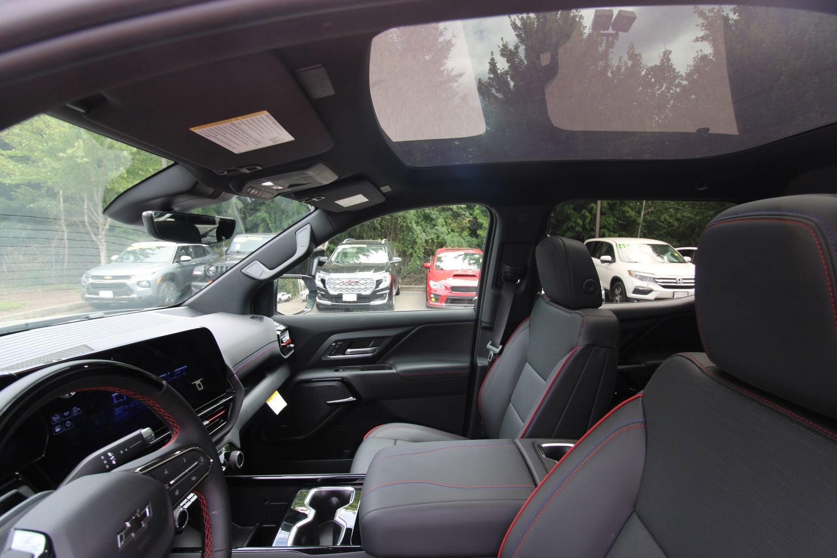 2025 Chevrolet Silverado EV RST - Extended Range