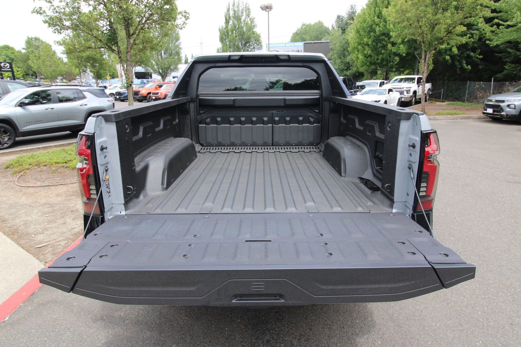 2025 Chevrolet Silverado EV RST - Extended Range