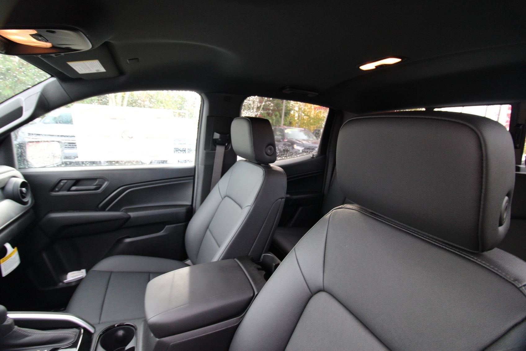 2026 Chevrolet Colorado Trail Boss - Photo 14