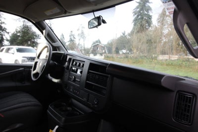 2025 Chevrolet Express Cargo 3500 WT