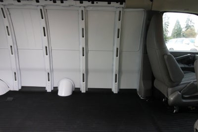 2025 Chevrolet Express Cargo 3500 WT