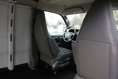 2025 Chevrolet Express Cargo 3500 WT