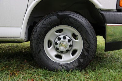 2025 Chevrolet Express Cargo 3500 WT