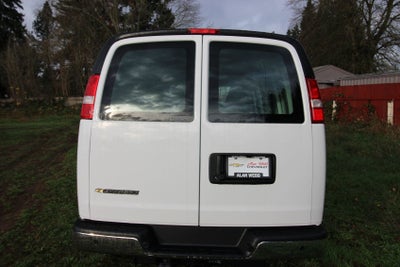 2025 Chevrolet Express Cargo 3500 WT