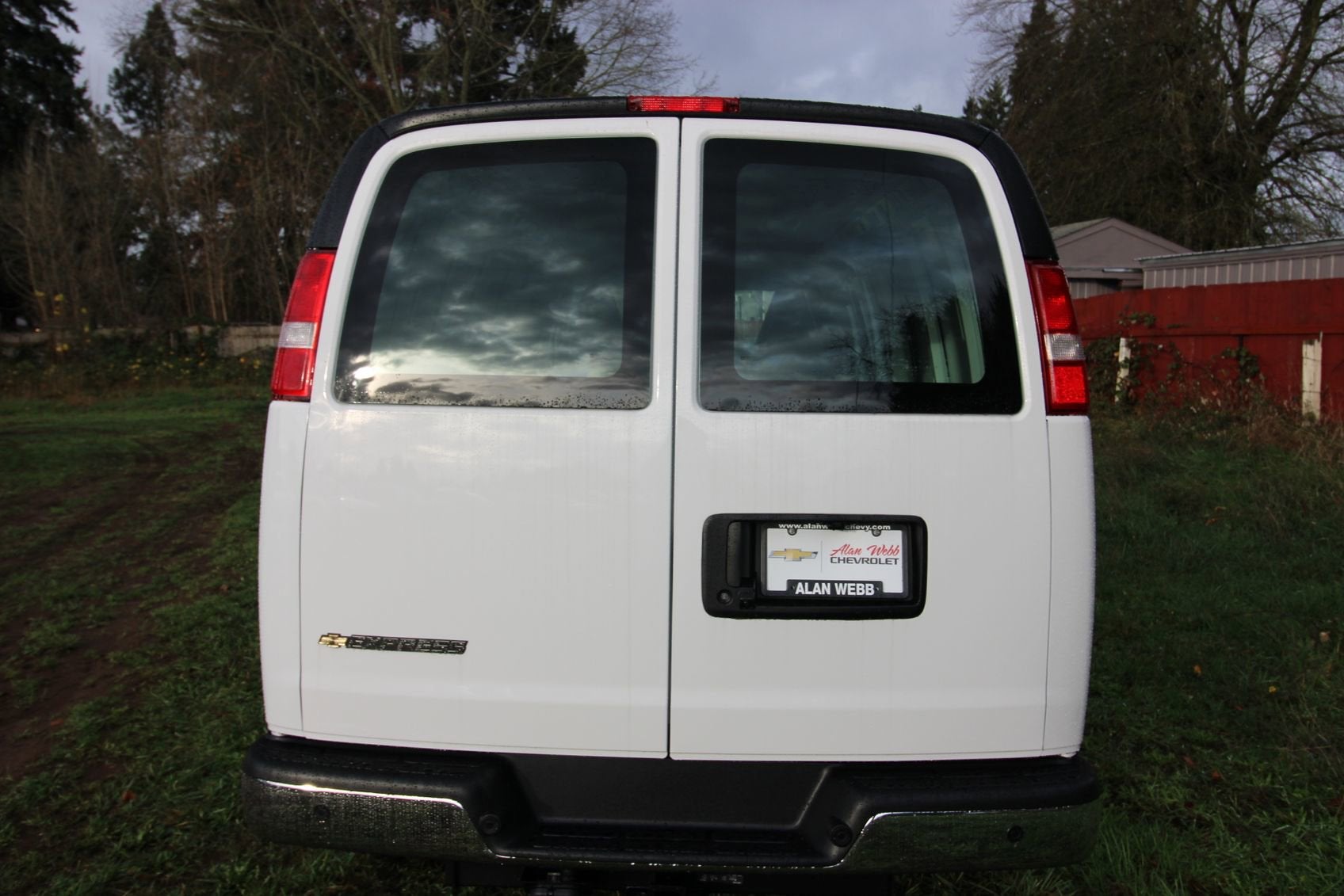 2025 Chevrolet Express Cargo 3500 WT