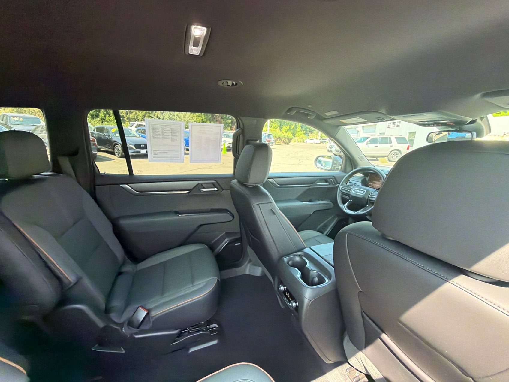 2025 GMC Acadia AT4