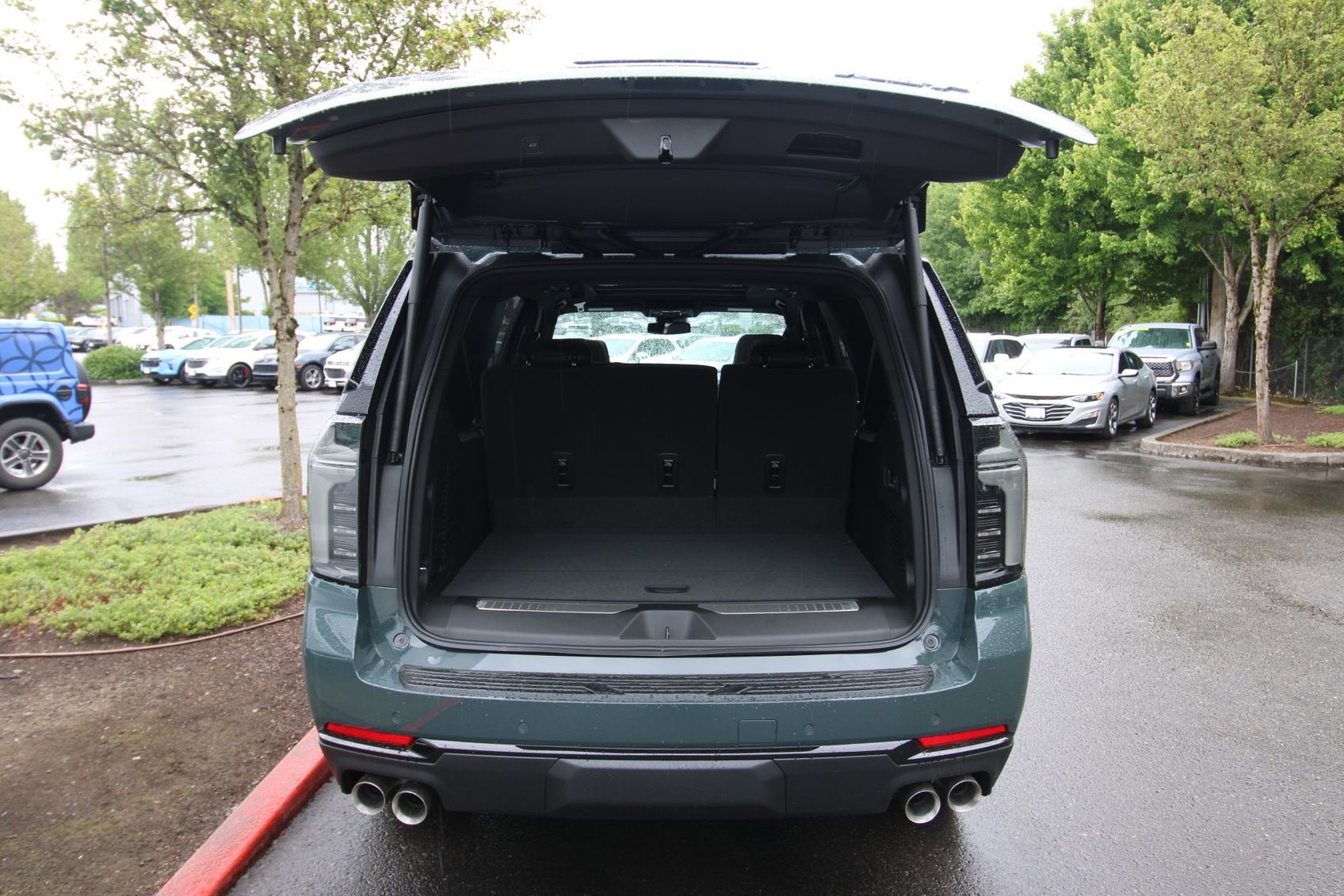 2026 Chevrolet Suburban RST