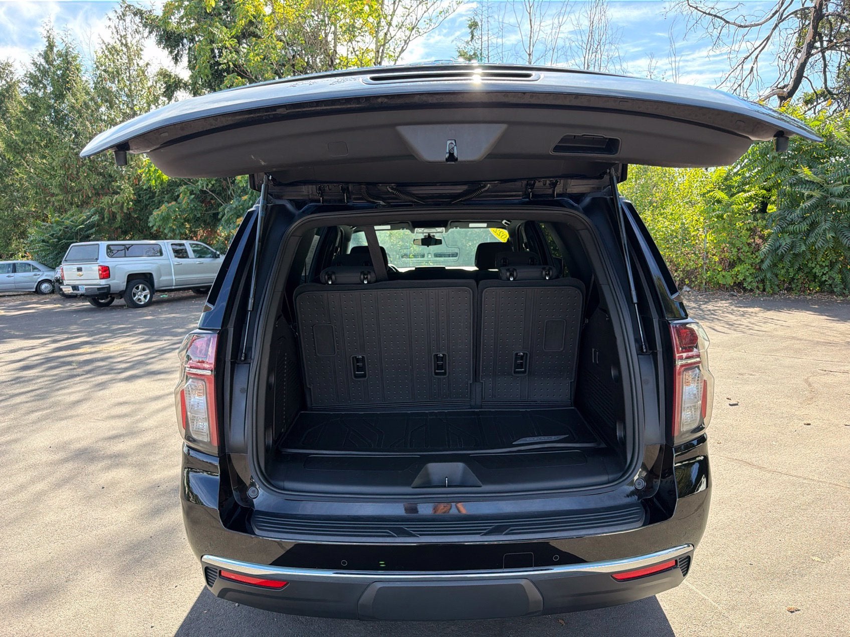 2022 Chevrolet Tahoe LS