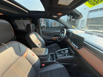 2024 GMC Canyon AT4