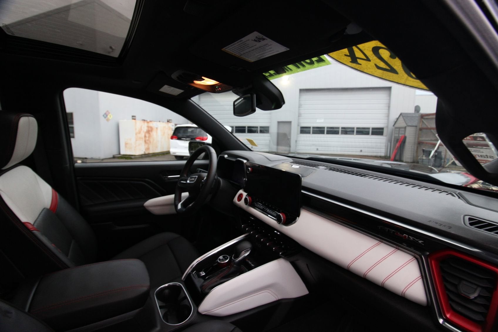 2024 GMC Canyon AT4X