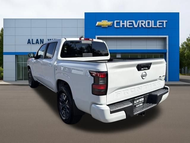 2024 Nissan Frontier SL