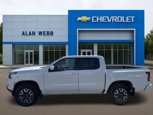 2024 Nissan Frontier SL