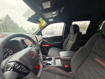 2025 Nissan Frontier Crew Cab PRO-4X 4x4