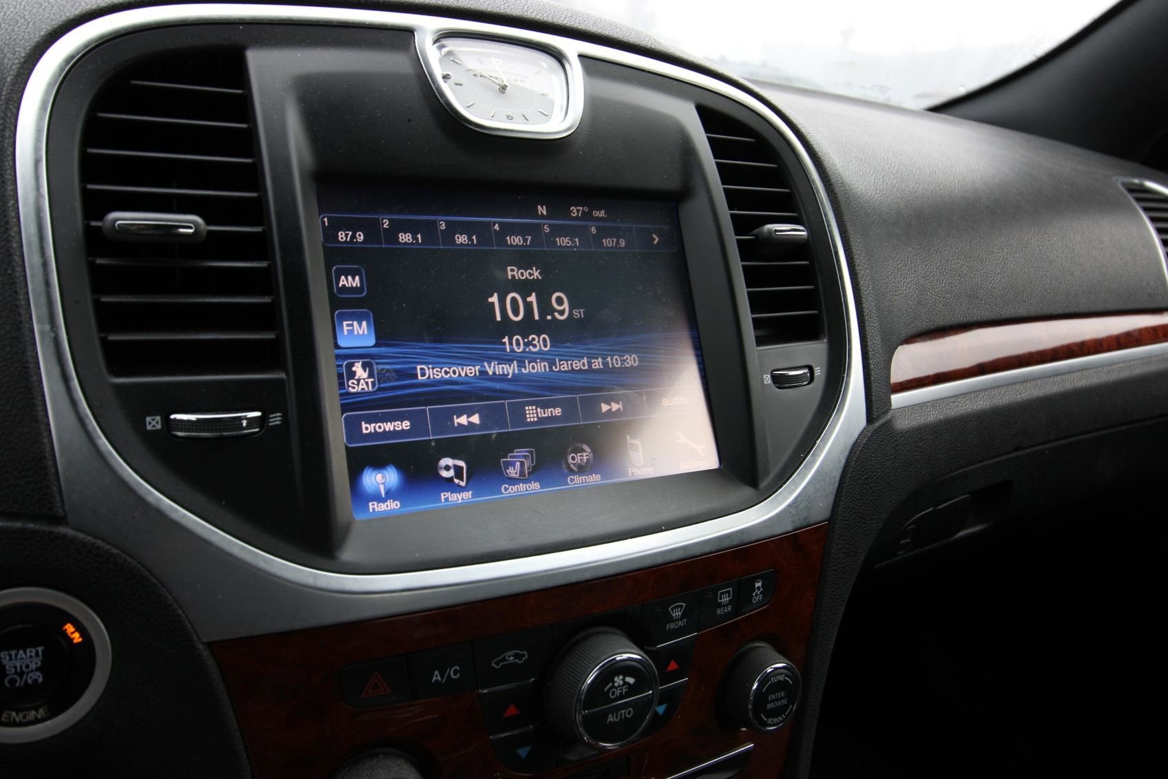 2014 Chrysler 300 BASE