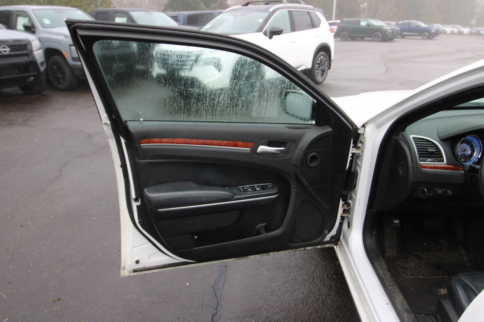 2014 Chrysler 300 BASE