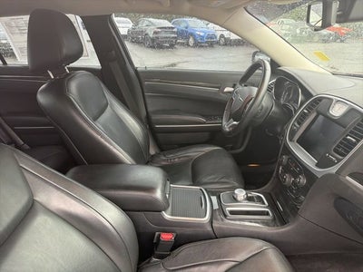 2018 Chrysler 300 Touring L