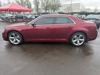 2018 Chrysler 300 Touring L