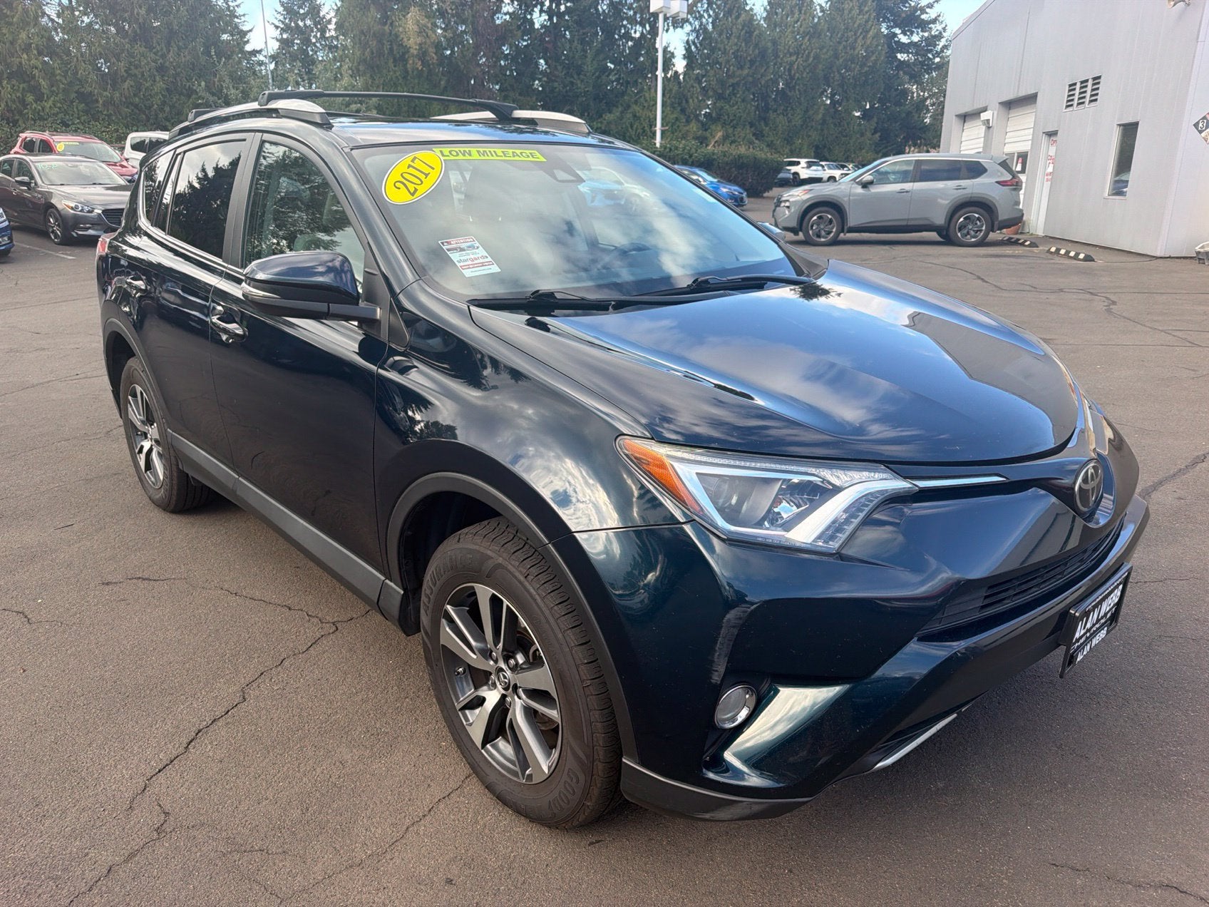 2017 Toyota RAV4