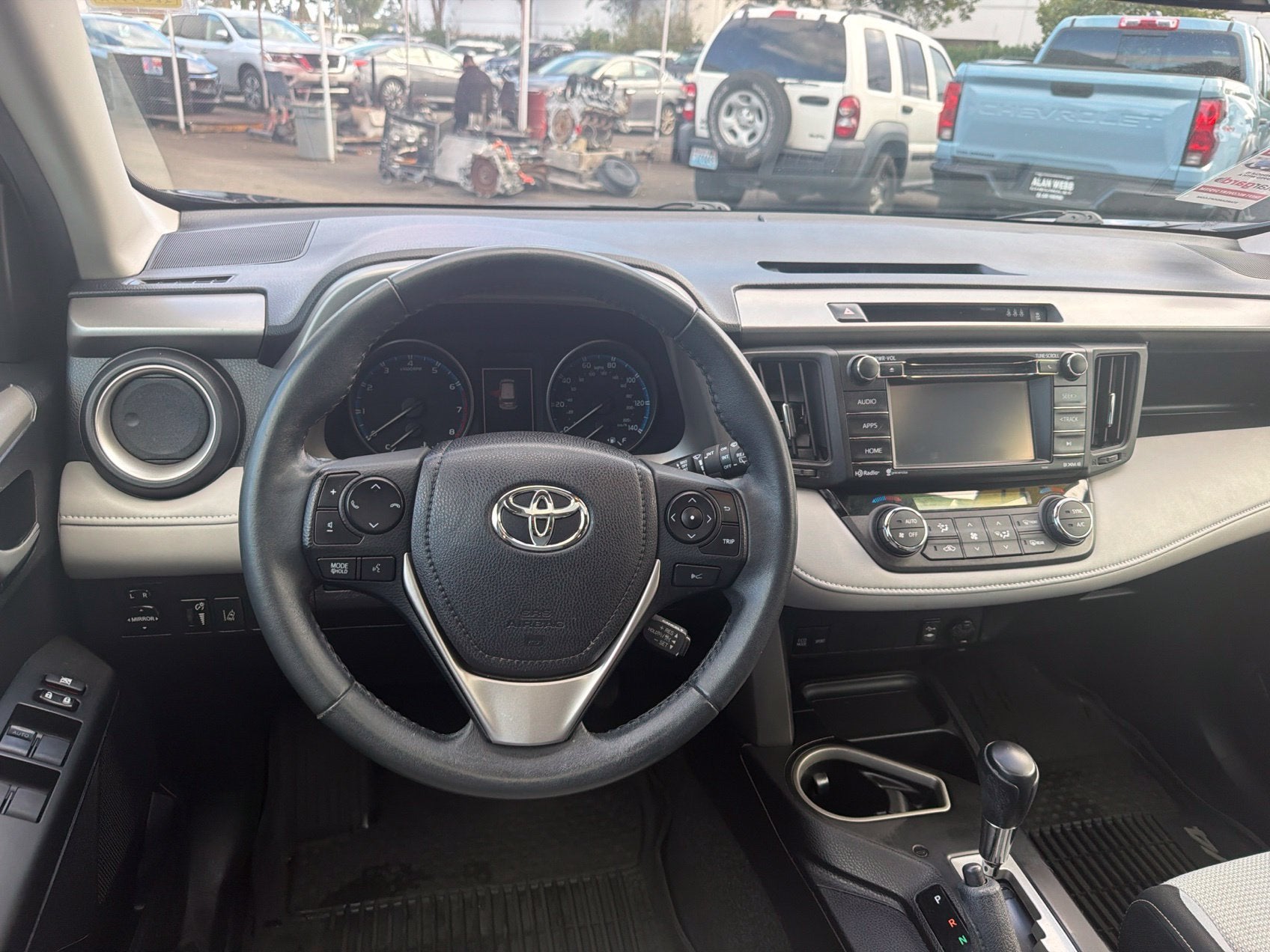 2017 Toyota RAV4 XLE