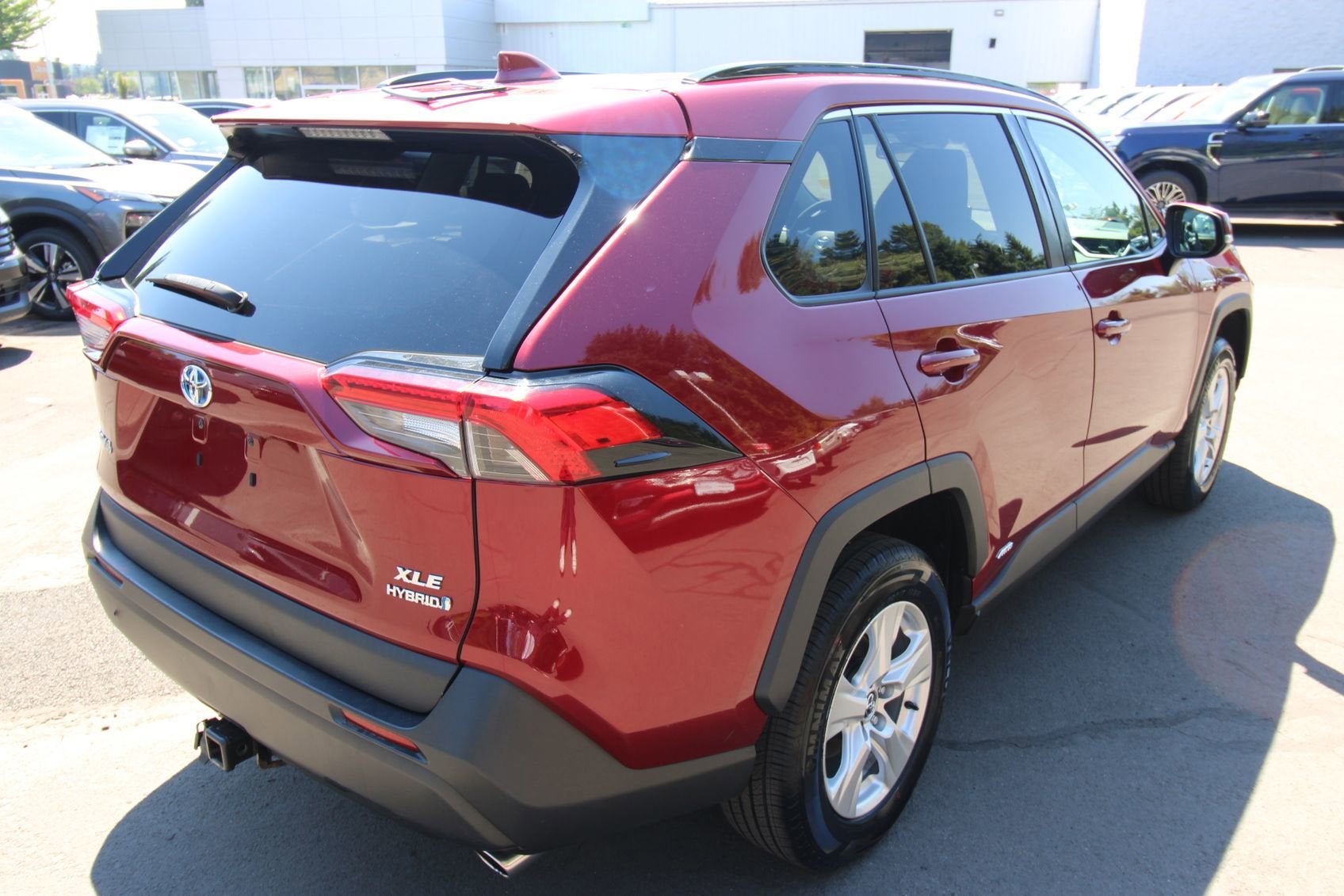 2020 Toyota RAV4 Hybrid XLE