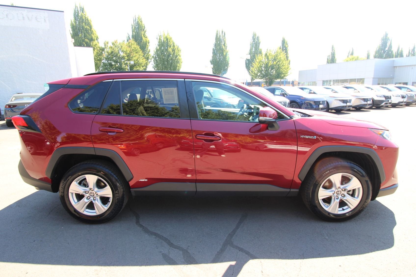 2020 Toyota RAV4 Hybrid XLE