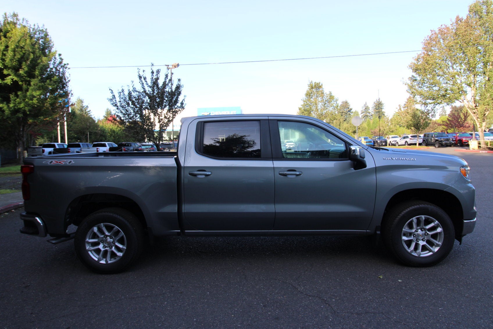 2026 Chevrolet Silverado 1500 LT (2FL)