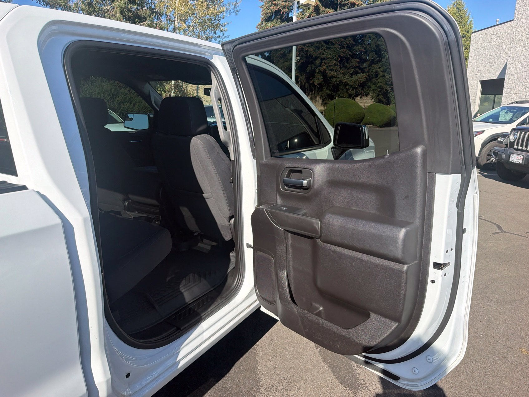 2021 Chevrolet Silverado 1500 LT - Photo 22