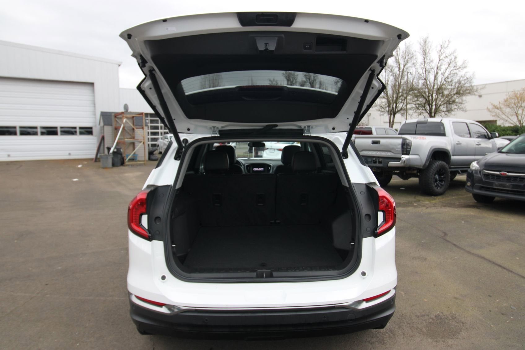 2022 GMC Terrain AT4