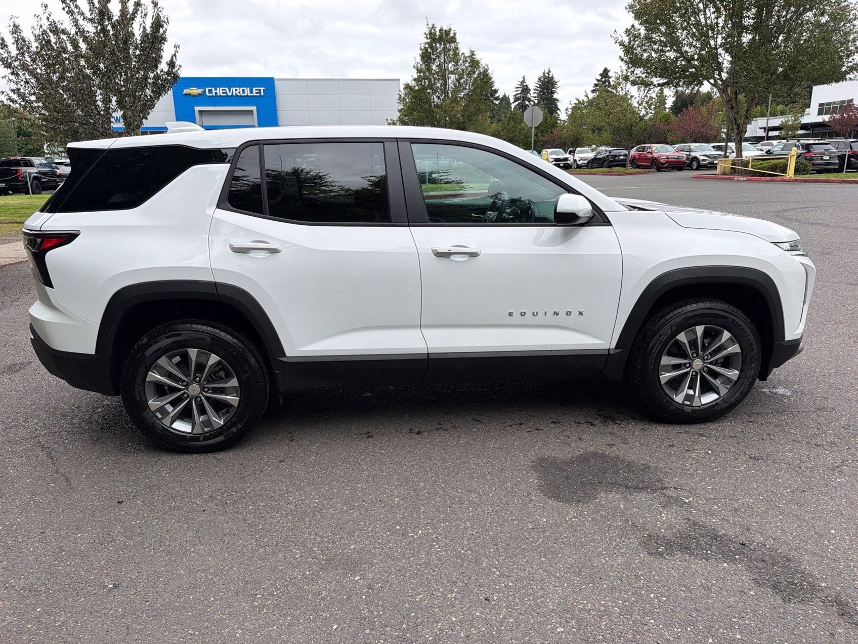 2027 Chevrolet Equinox LT