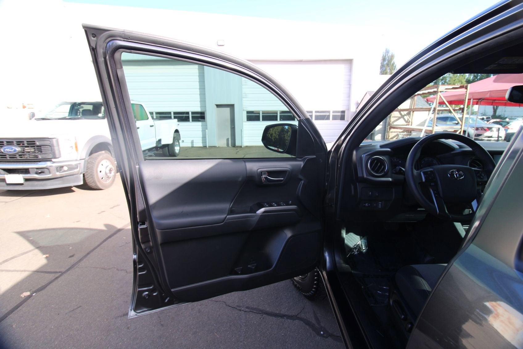 2023 Toyota Tacoma 4WD SR