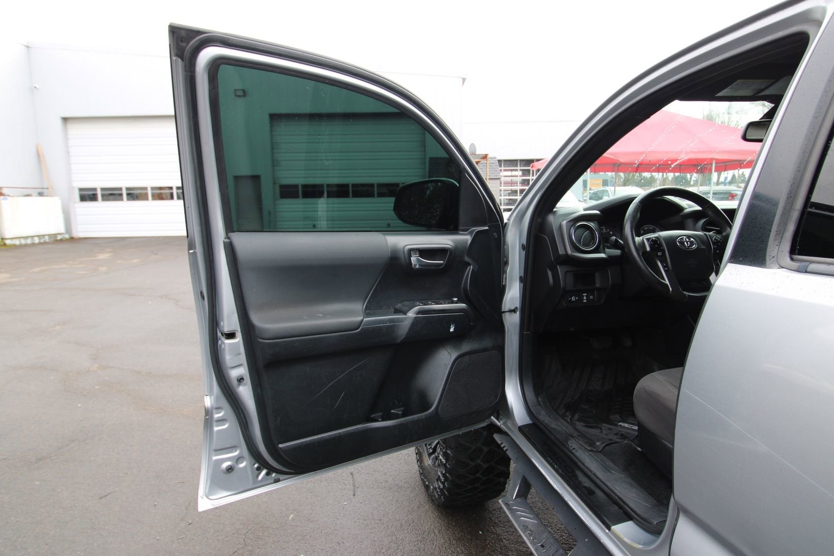 2018 Toyota Tacoma SR