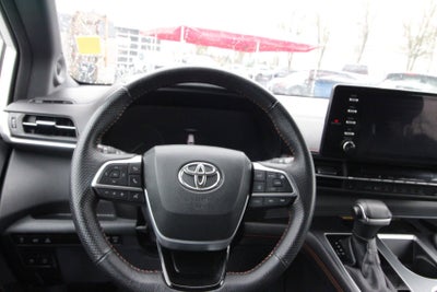 2022 Toyota Sienna XSE