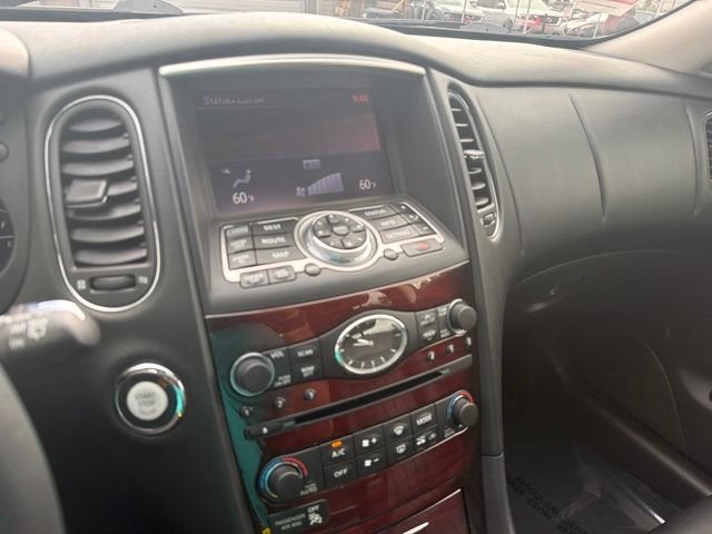 2016 INFINITI QX50 Base