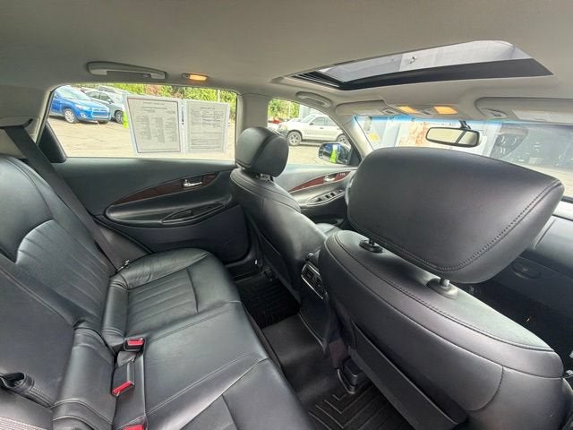 2016 INFINITI QX50 Base