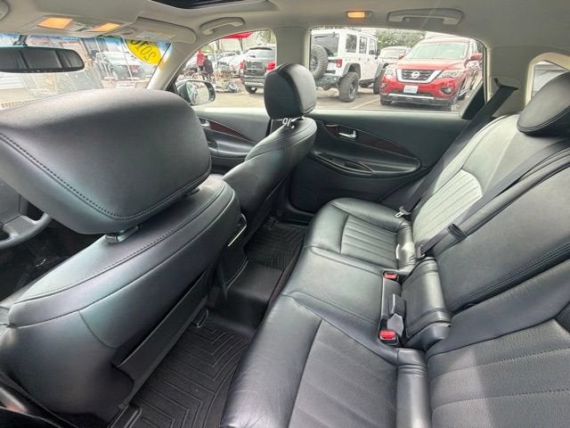 2016 INFINITI QX50 Base