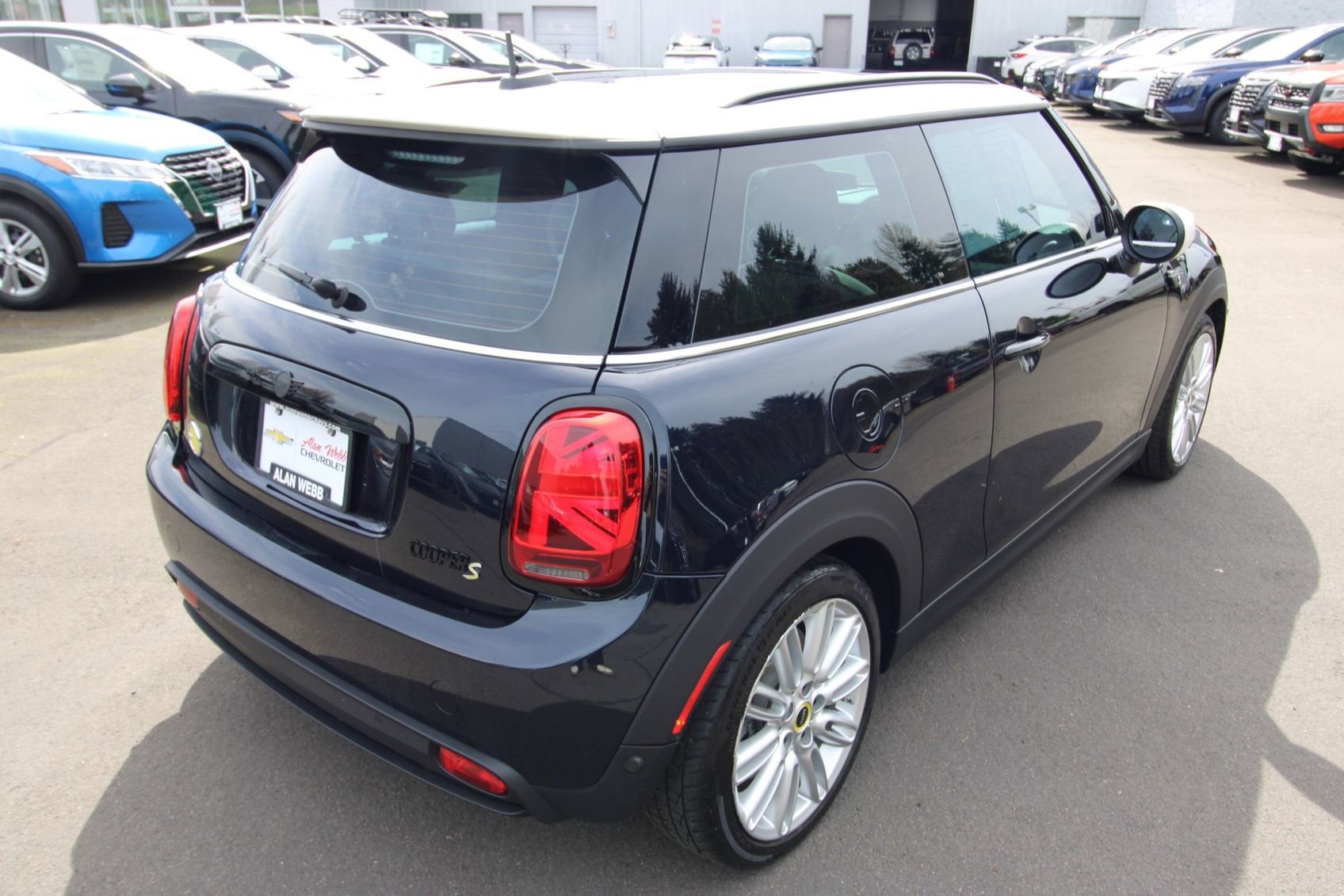 2022 MINI Hardtop 2 Door Cooper SE