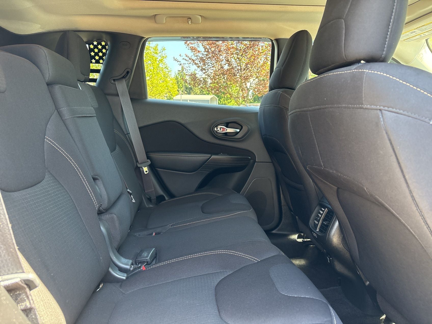2016 Jeep Cherokee Altitude