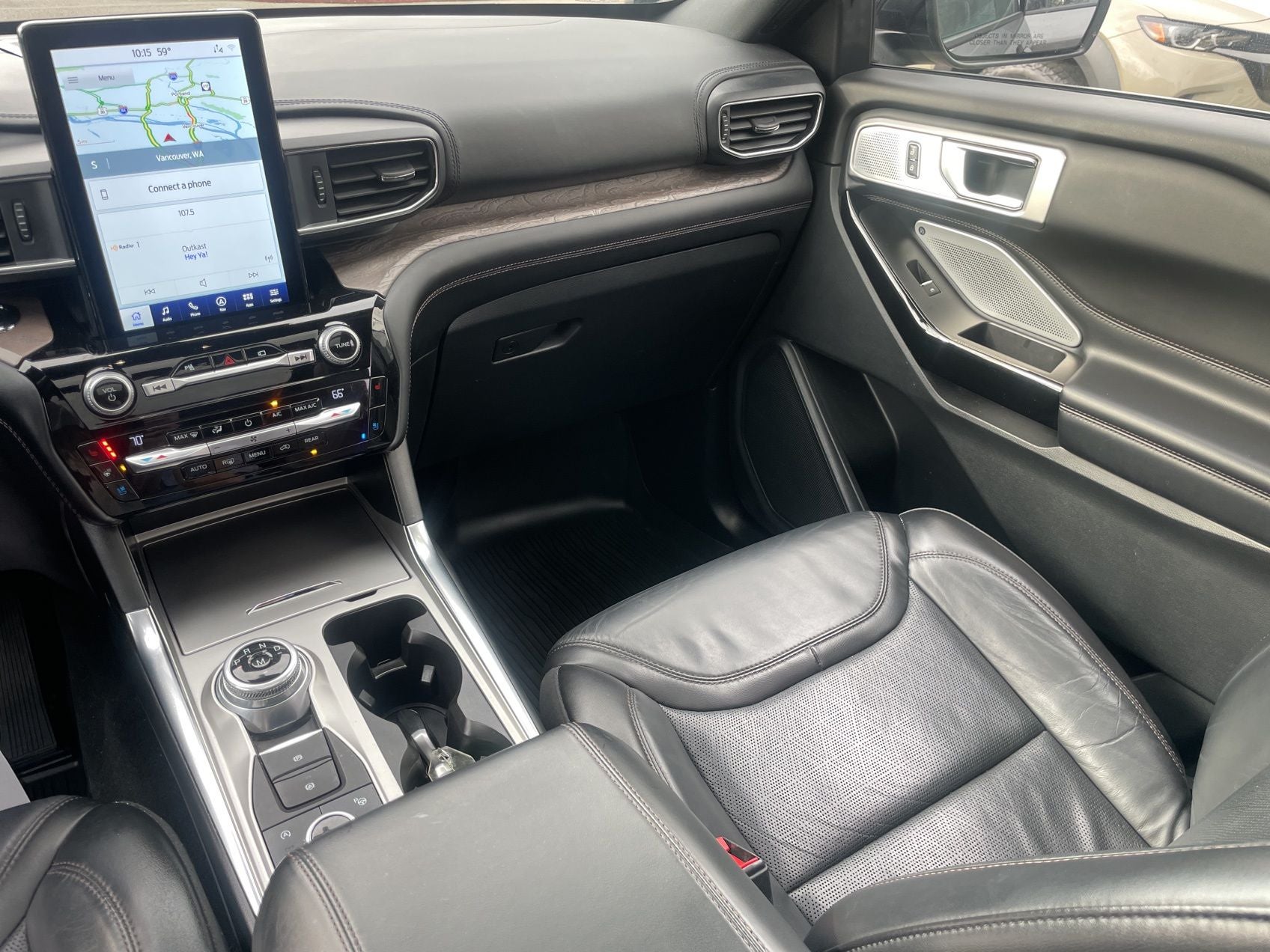 2021 Ford Explorer Platinum